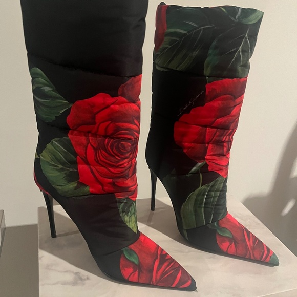 Dolce & Gabbana Rose Puffer Boots - Picture 1 of 10